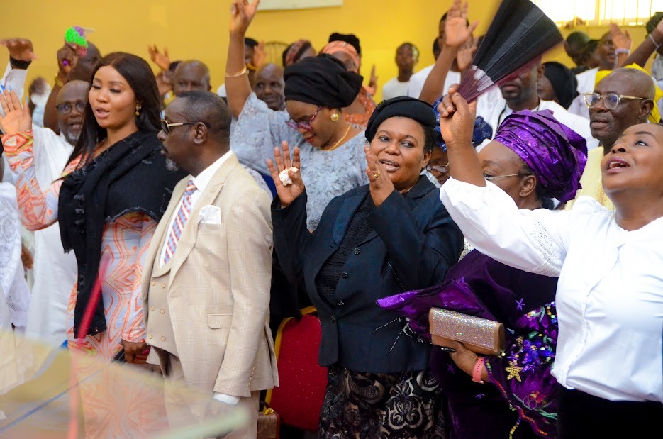 Feast of joy, commendations at Justice Ogundare’s thanksgiving Service ...
