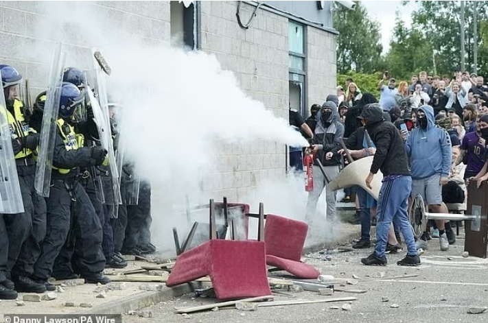 Protests turn violent in UK as unrest spreads after Southport killings ...